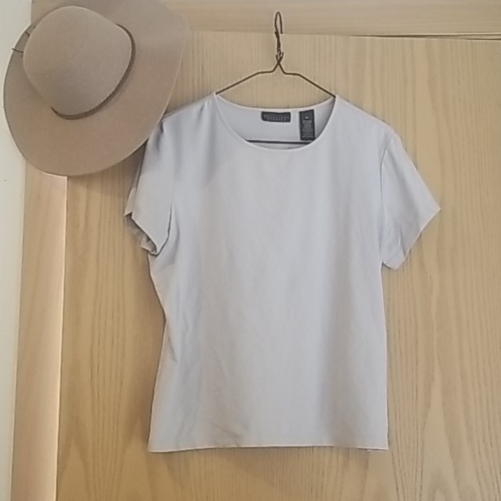 Apostrophe Stretch Top